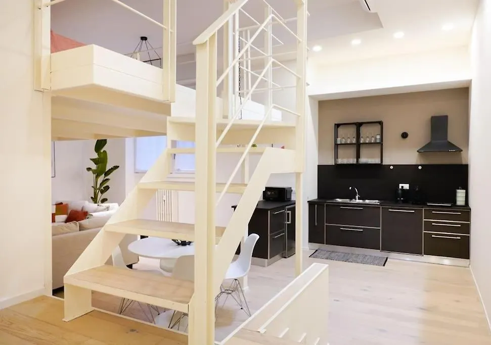 アパート ミラノNavigli-Bocconi Spazio Luce Designアパートメント イタリア