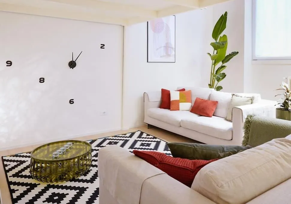 Navigli-Bocconi Spazio Luce Design Apartment Milan 0*,  Italy