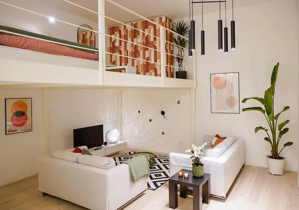 Navigli-Bocconi Spazio Luce Design Apartment Milan