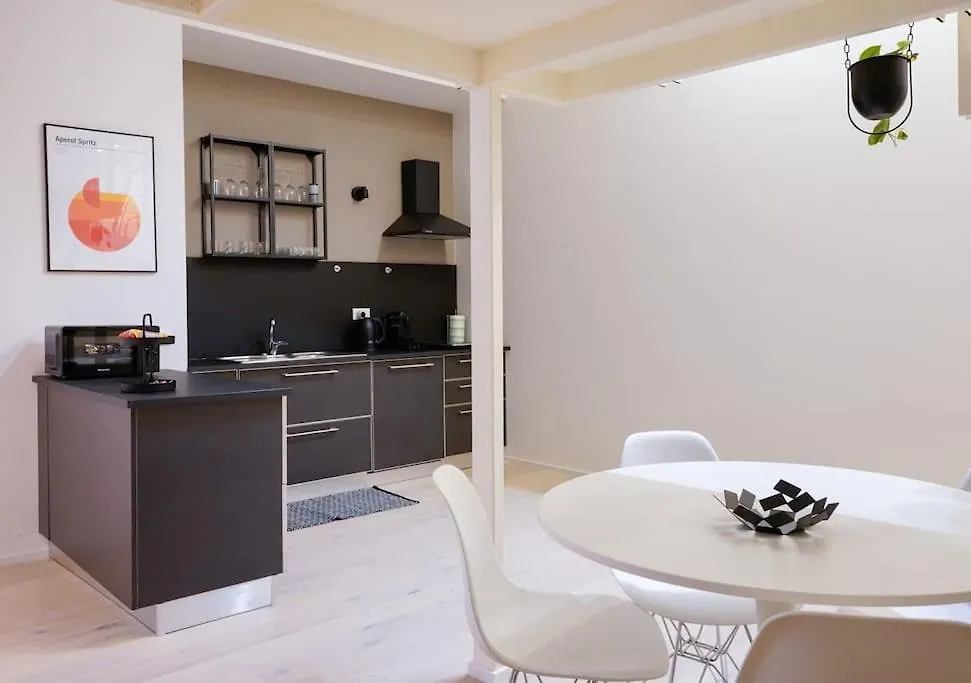 Navigli-Bocconi Spazio Luce Design Apartment Milan 0*,  Italy