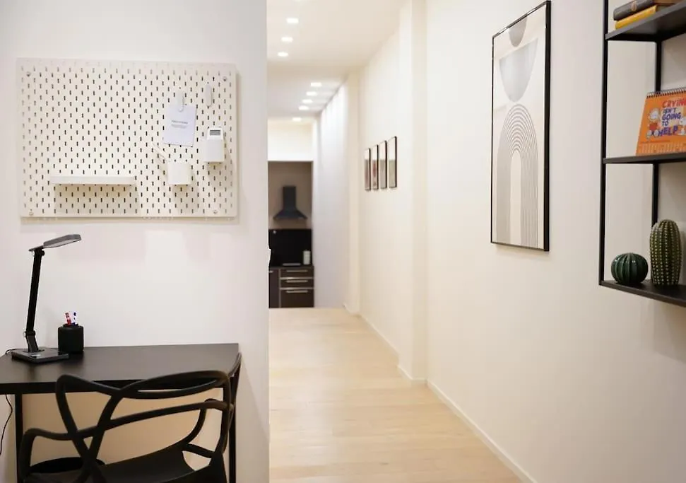 Navigli-Bocconi Spazio Luce Design Apartment Milan